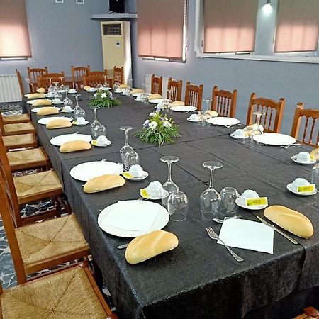 Restaurante & Hostal El Volante Моралеха Екстериор снимка