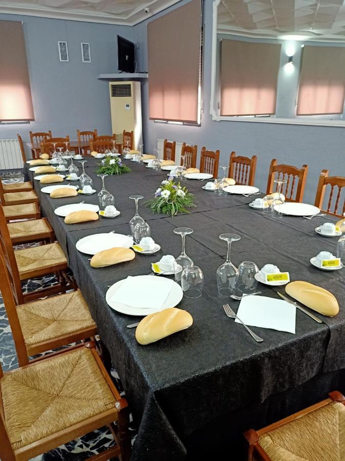 Restaurante & Hostal El Volante Моралеха Екстериор снимка